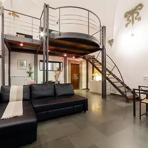 Pepi Loft In A Historical Building Florence