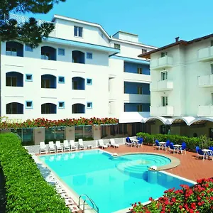 https://hotel-ricchi.riccione-hotels.org