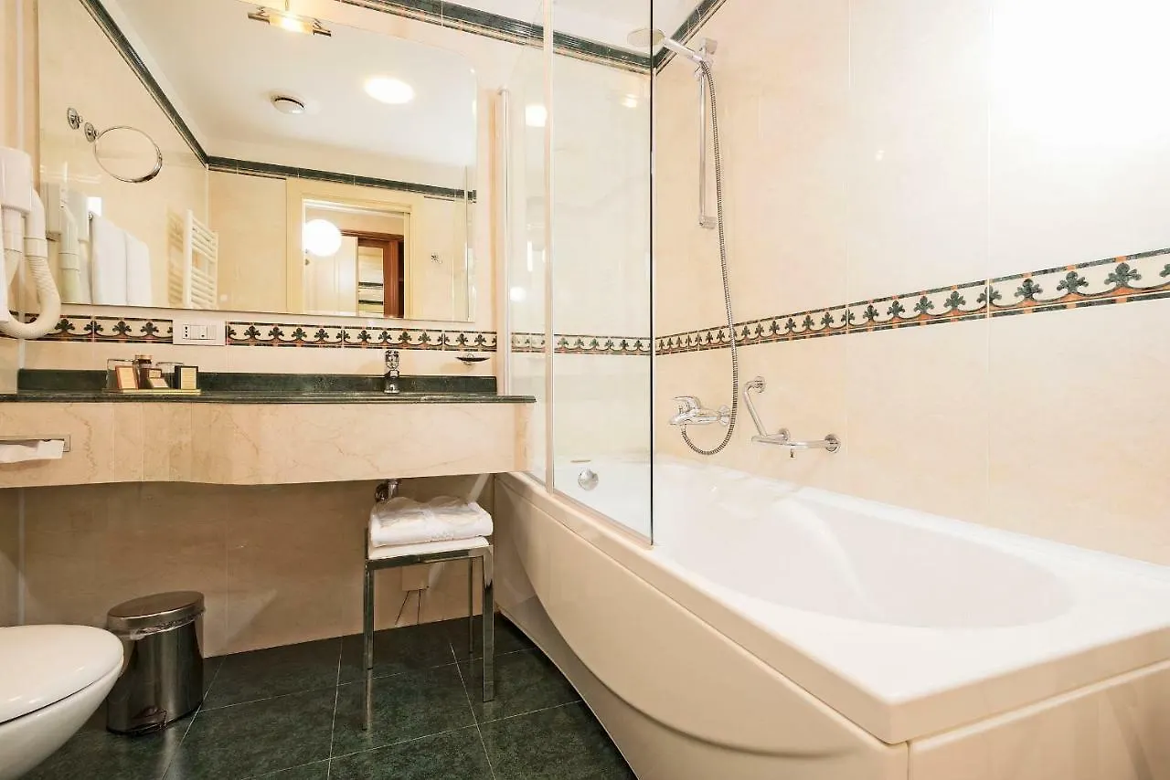Hotel Maggior Consiglio Treviso 4*,